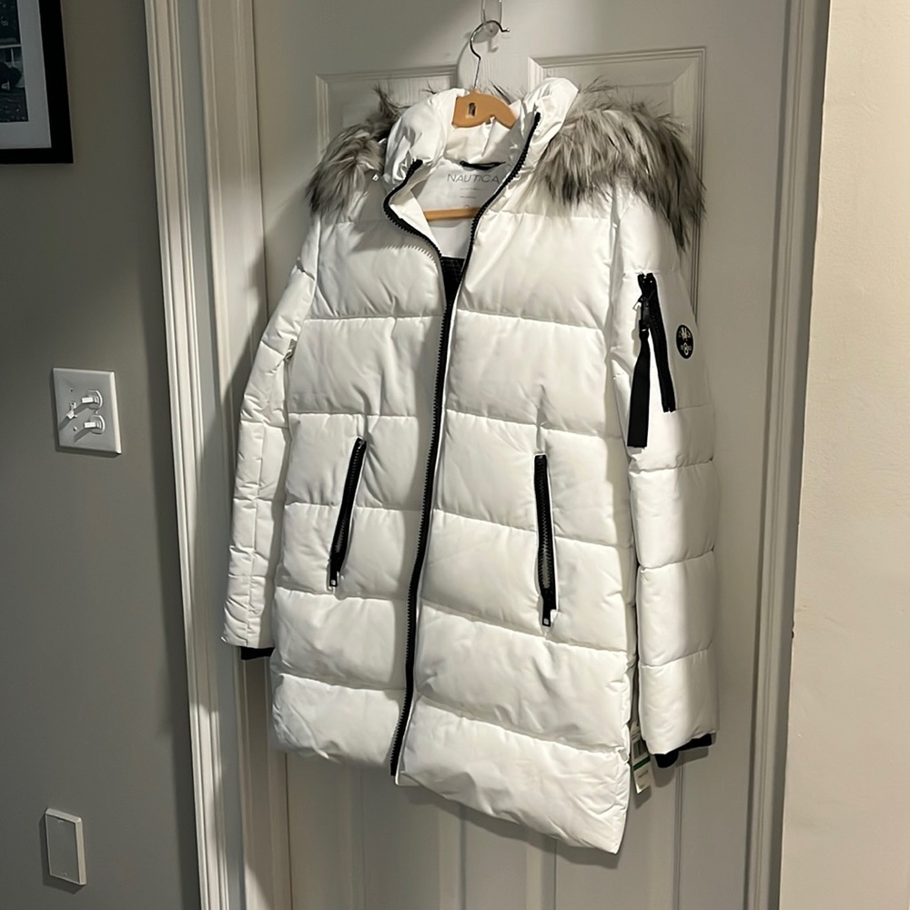 Women’s NWT Nautica puffer winter coat